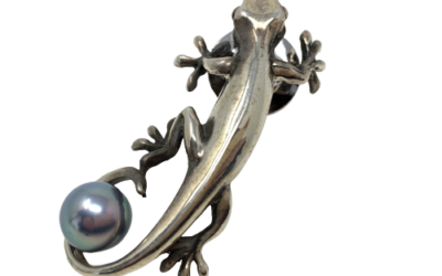 Grey Akoya Pearl Silver ‘Salamander’ Brooch Pin (B6)