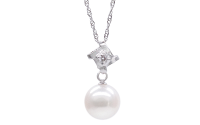 White Akoya Pearl Gold Pendant (P52)