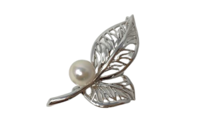 White Akoya Pearl Silver ‘2-Leaf’ Brooch Pin (B22)