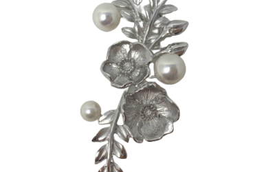 White Akoya Pearl Silver ‘Flowering Plant’ Brooch Pin (B30)