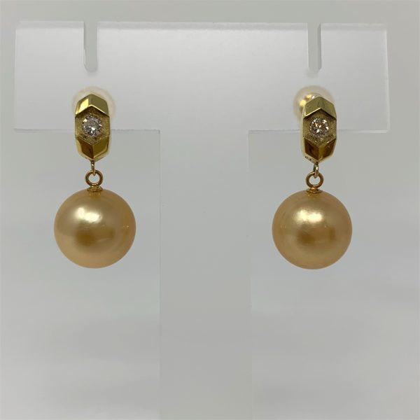 Gold South Sea Pearl Earring with Gold and Diamond Earrings (E108) - Image 4