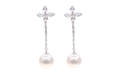 White Akoya Pearl White Gold Topaz Earrings (E206)