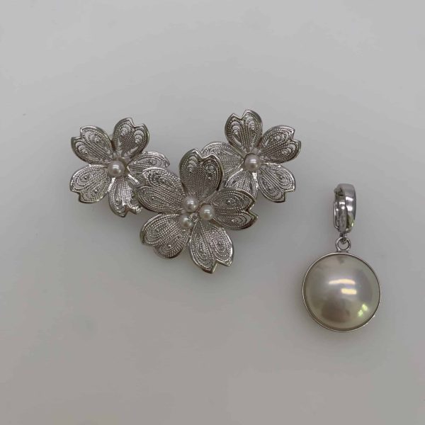 Pearl FALCO Akoya Silver Flower & Mabe Pearl Flower Pendant Design (P208)