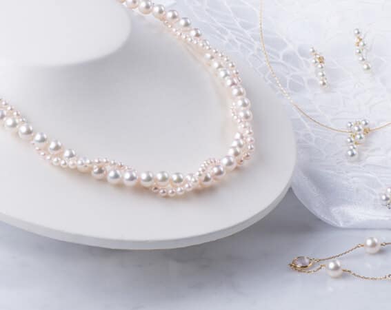 White gold hot sale pearl necklace