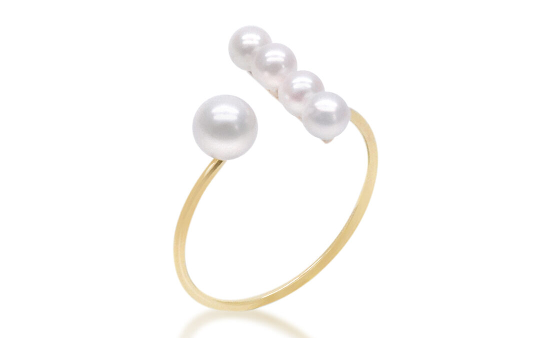 White Baby Akoya Pearl Gold Ring (R50)