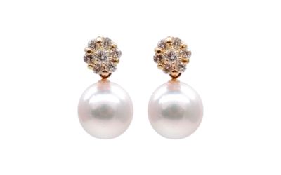 White Akoya Pearl Gold Diamond Earrings (E228)