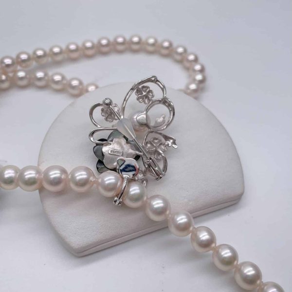 B52 Akoya Pearl Brooch