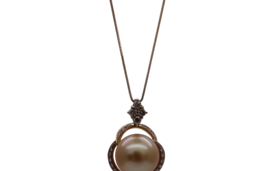 Radianity Gold South Sea Pearl Diamond Pendant (P235)