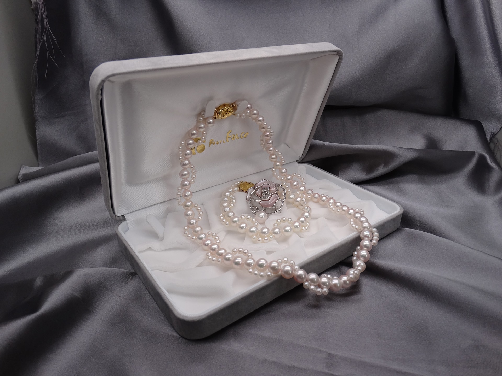 Discovering Timeless Elegance Baby Akoya Pearls Shine In 2024 S   Signature Wedding Collection 1 1 