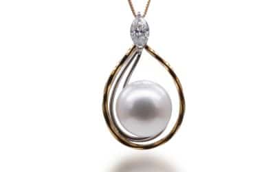 White South Sea Pearl Pendant (P252)